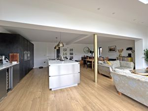 Photo 8- click for photo gallery